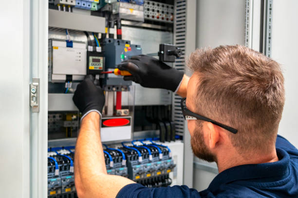 Professional Electrician in Medina, WA